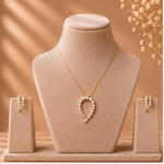 Load image into Gallery viewer, Aurelia Heart Arc Pendant Set
